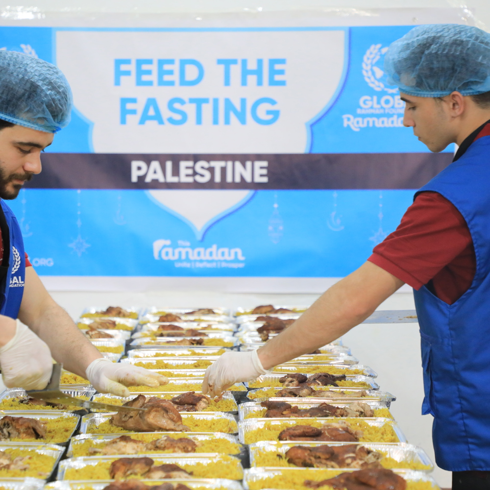providing meals in Palestine