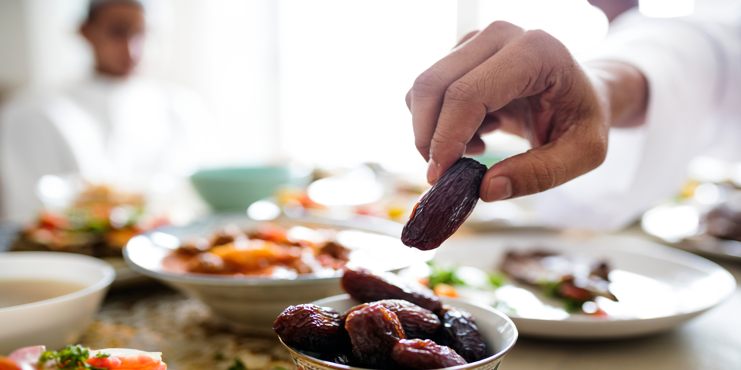 breaking fast with dates